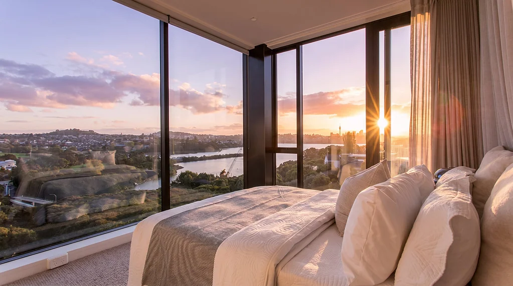 Orakei 4 Bedroom Prestigious Blue-Chip Penthouse