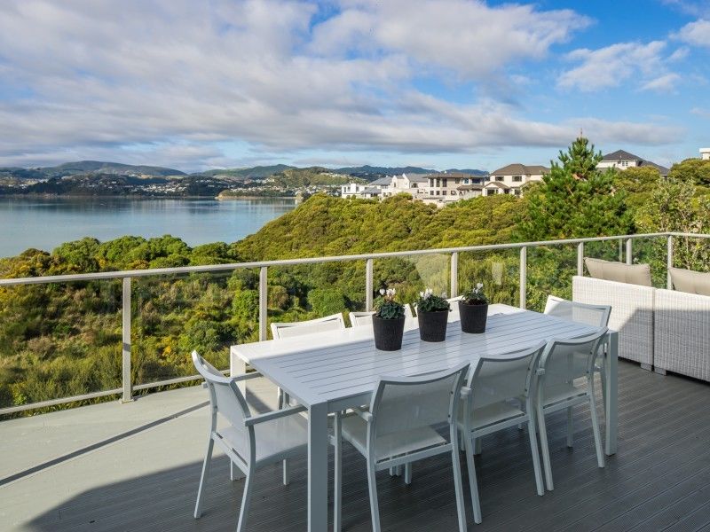 14 Saint Austell Close, Camborne, Porirua, 3 Bedrooms, 2 Bathrooms