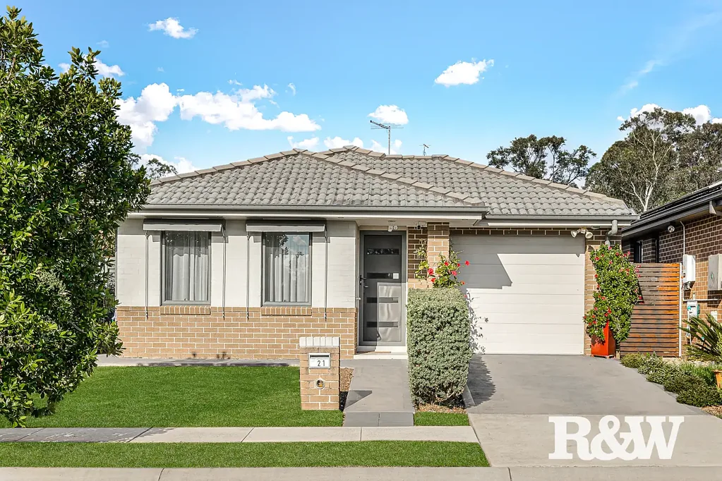 21 Saltbush Circuit, Ropes Crossing, NSW 2760