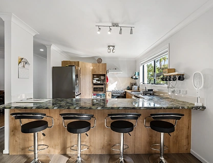 1 Highfields Terrace, Henderson, Waitakere City, 5 રૂમ, 3 બાથરૂમ, House