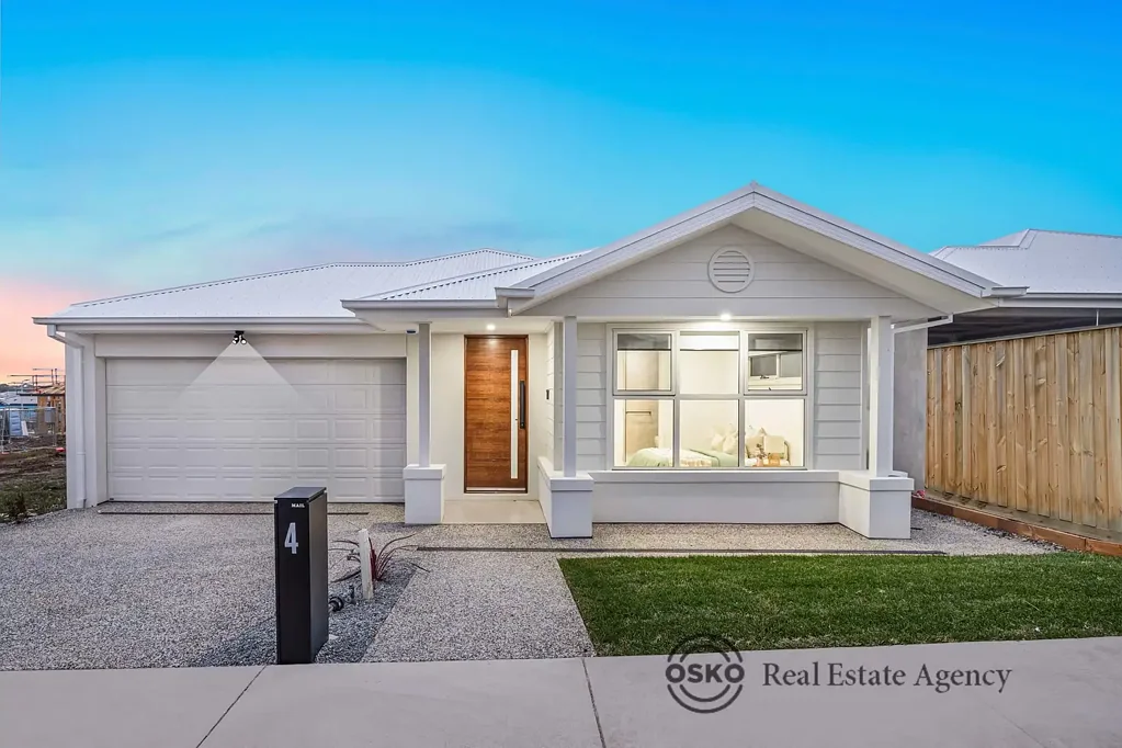 4 Salento Street, Mount Duneed, VIC 3217