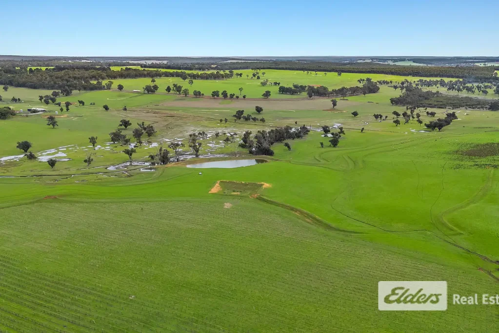 Scotts Brook  Prime Mixed Farming in the Boyup Brook District 105.4ha (260.44ac)