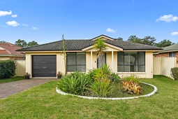 6b Madigan Grove, Thirlmere