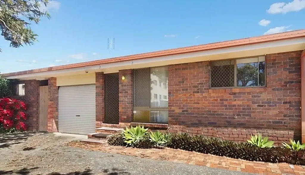 Tweed Heads 2 Bedroom Peaceful, Private & Perfectly Positioned – Entry-Level Gem!