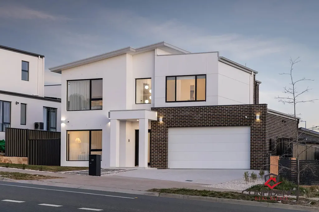 Whitlam 5部屋 A Grand Family Home with Views, Space & Luxury Finishes