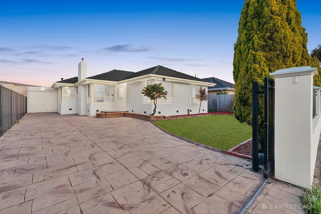 51 Festival Crescent, Keysborough, VIC 3173