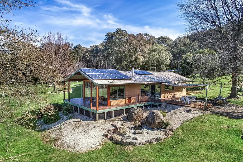 338 Harpers Road, Barjarg, VIC 3723