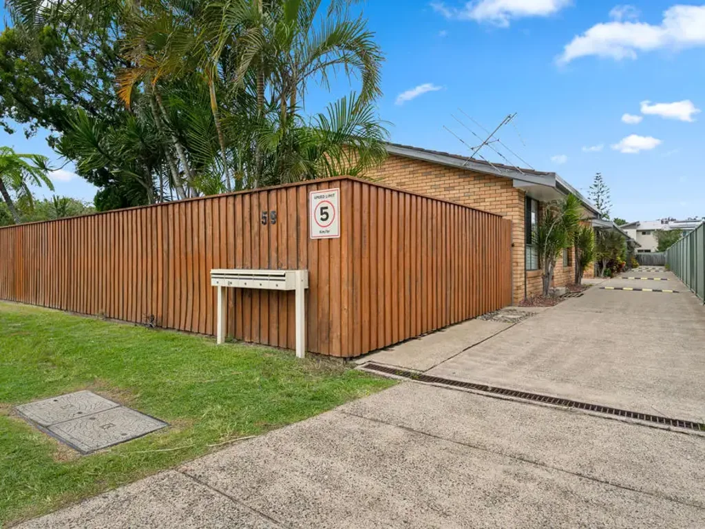 Coffs Harbour 2部屋 Newly Renovated Villa in an Ideal Location...