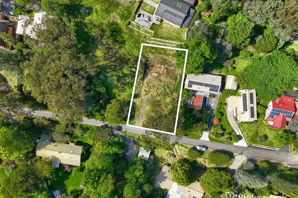 14 Boronia Road, Warburton, VIC 3799