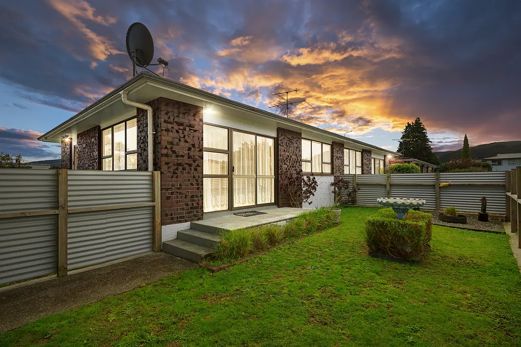 Elderslea 2ਬੈੱਡਰੂਮ Charming 2-Bedroom Townhouse in Elderslea!