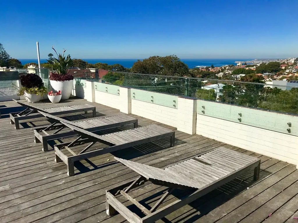 Fully Furnished Studio - Quiet, Sunny 42m2