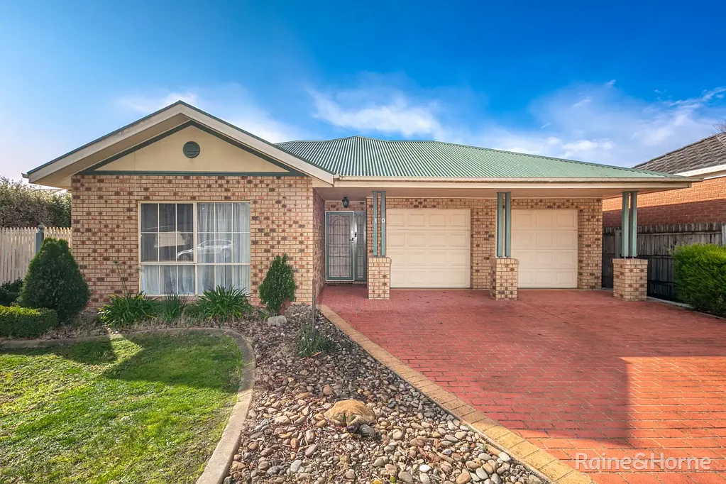 Sunbury 4 Bedroom Family Home in Sought-After Jacksons Hill