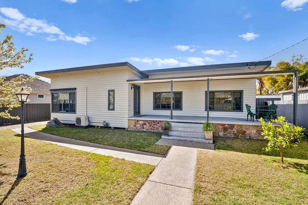 Benalla 3房  15 White Street, Benalla - Family Comfort in a Prime Location