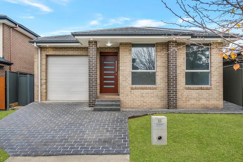 LARGE FAMILY HOME