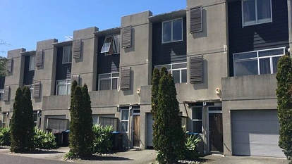 安置流浪人员，奥克兰私人房东向政府收费每晚300纽币，紧急住房政策被指“不可持续”