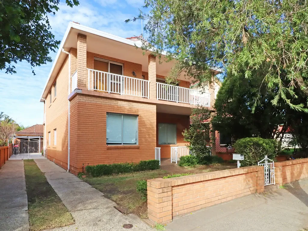 Ground floor apartment, ideal lifestyle location