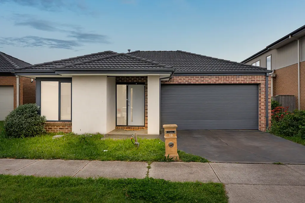 19 Suttie Street, Point Cook, VIC 3030