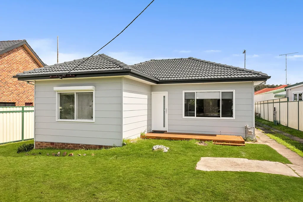 376 Shellharbour Road, Barrack Heights, NSW 2528