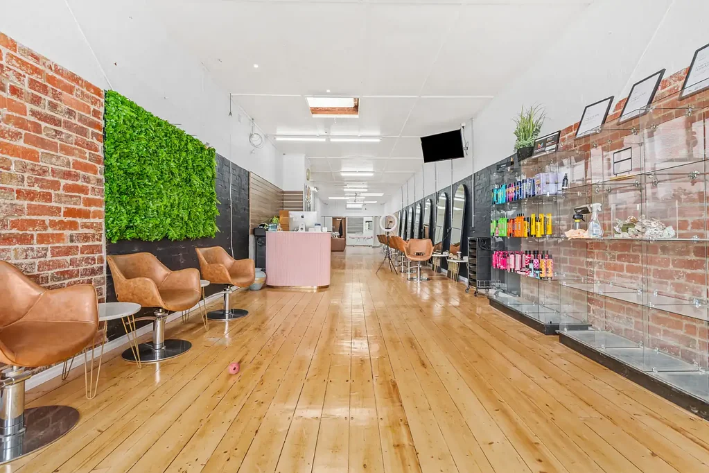 Mortlake 1कमरा Retail Investment or Owner Occupy