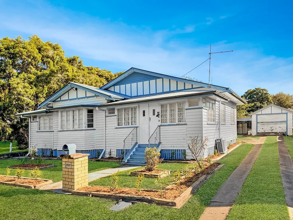 Rosewood 3Kwarto CHARMING QUEENSLANDER IN PRIME ROSEWOOD LOCATION