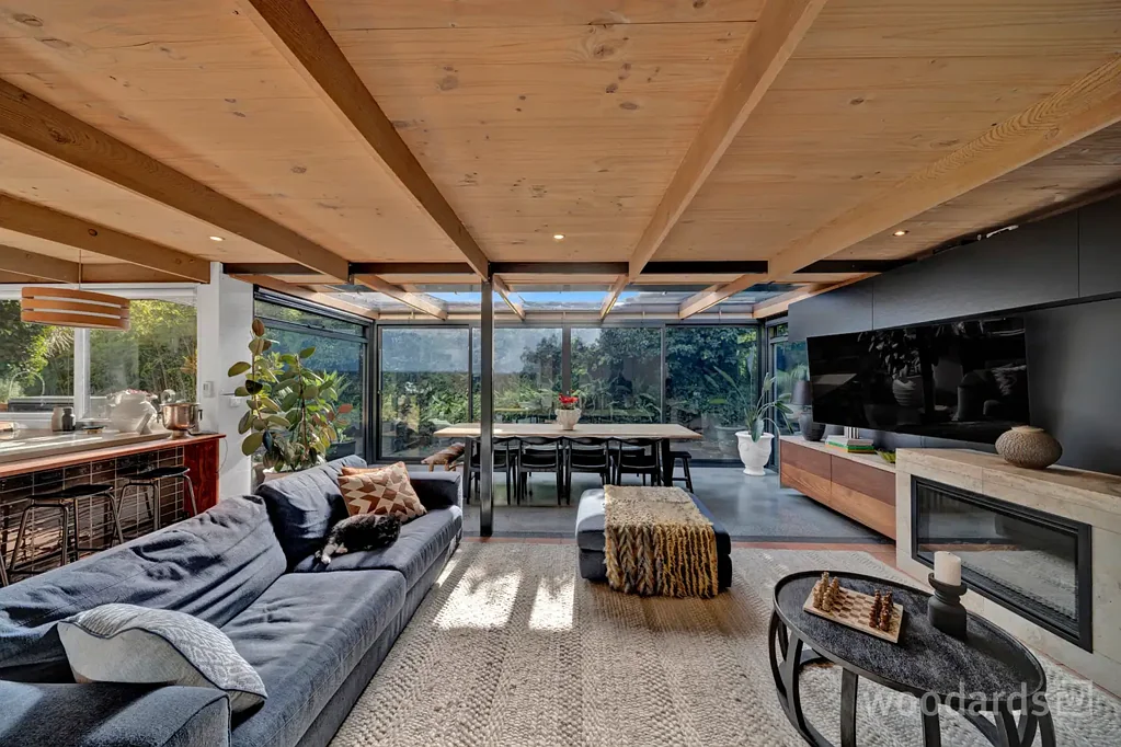 Tranquil Family Oasis with Pool in Millgate Estate