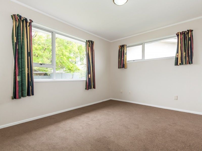 102a Fairs Road, Milson, Palmerston North, 2 rūma, 1 rūma horoi