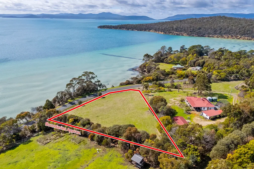 Saltwater River Wake Up to Norfolk Bay - Saltwater River Bliss with Beach at Your Doorstep