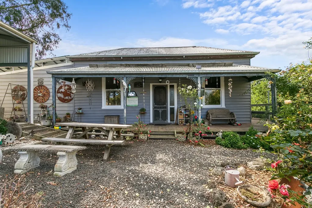1907 Hyland Highway, Gormandale, VIC 3873