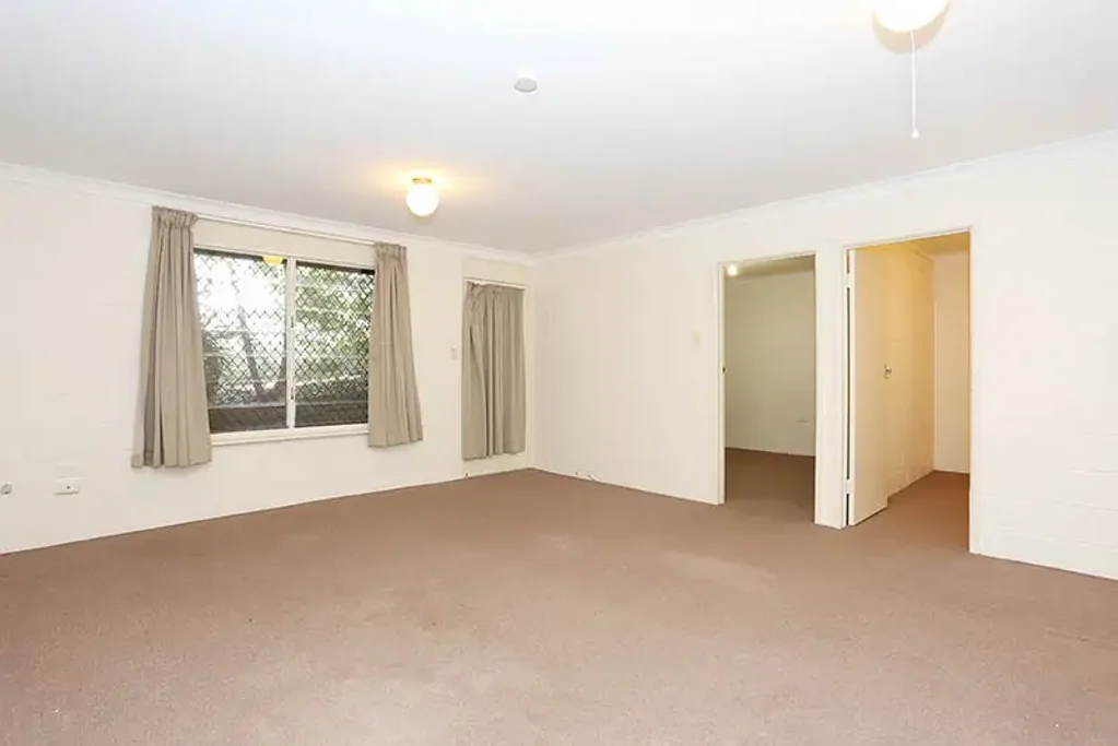 Neat and tidy 2 bed unit
