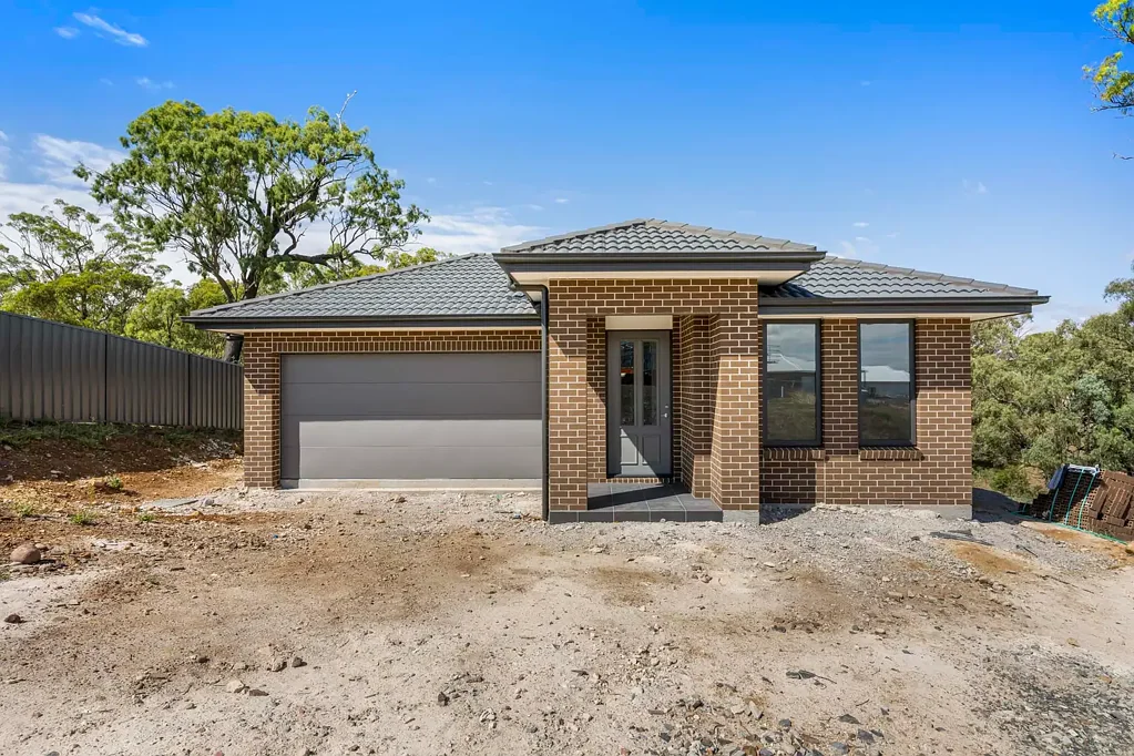 Muswellbrook 4બેડરૂમ Brand New Metricon Home - Only new build in town on the market!