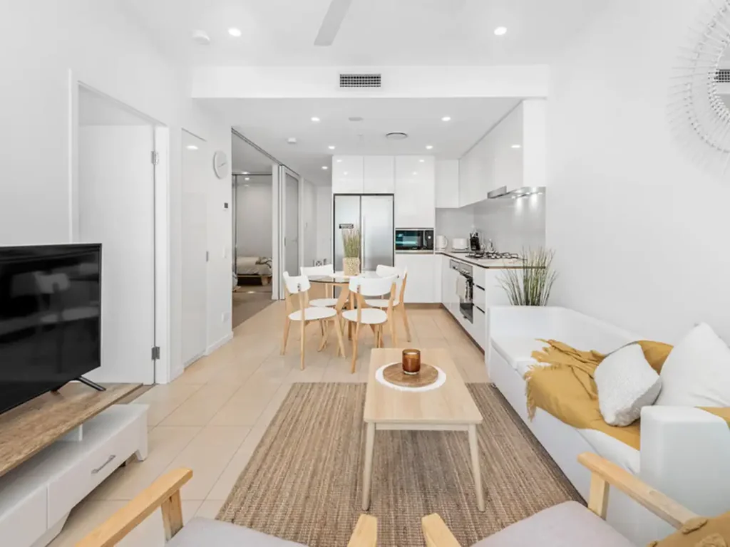 Modern Inner-City Living in the Heart of Newstead – ‘St Tropez’ Apartment