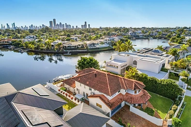 Mermaid Waters 4Zimmer WIDE WATER VIEWS - NORTH FACING SPACIOUS WATERFRONT HOME