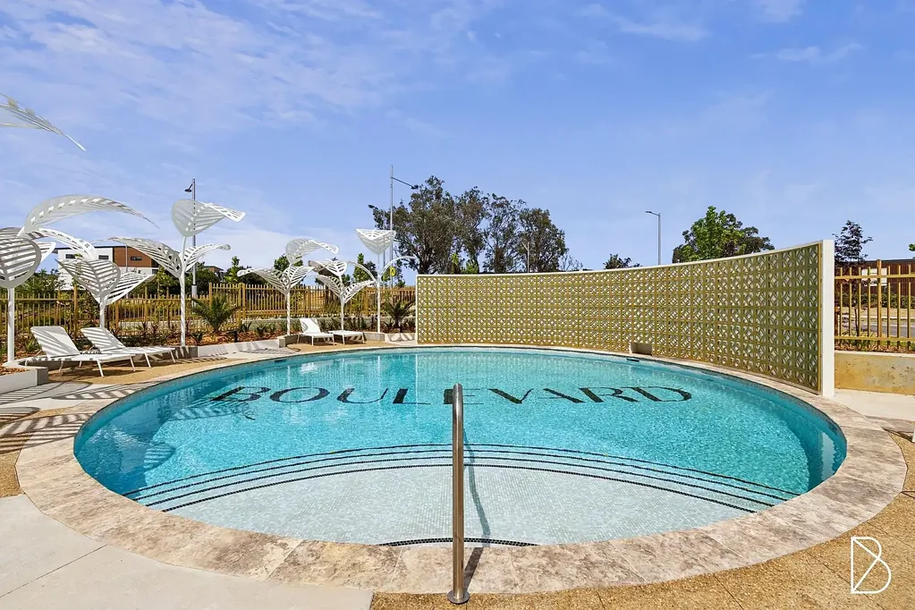Brand new apartment in the Boulevard!
