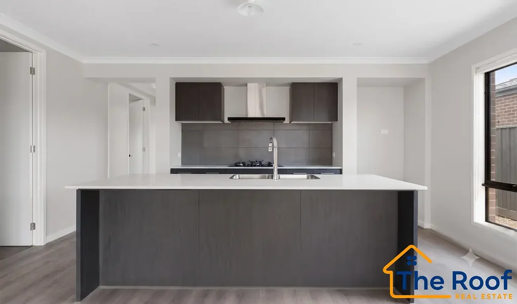 Bonshaw 4 Bedroom Exceptional Modern Family Haven in Thriving Bonshaw!