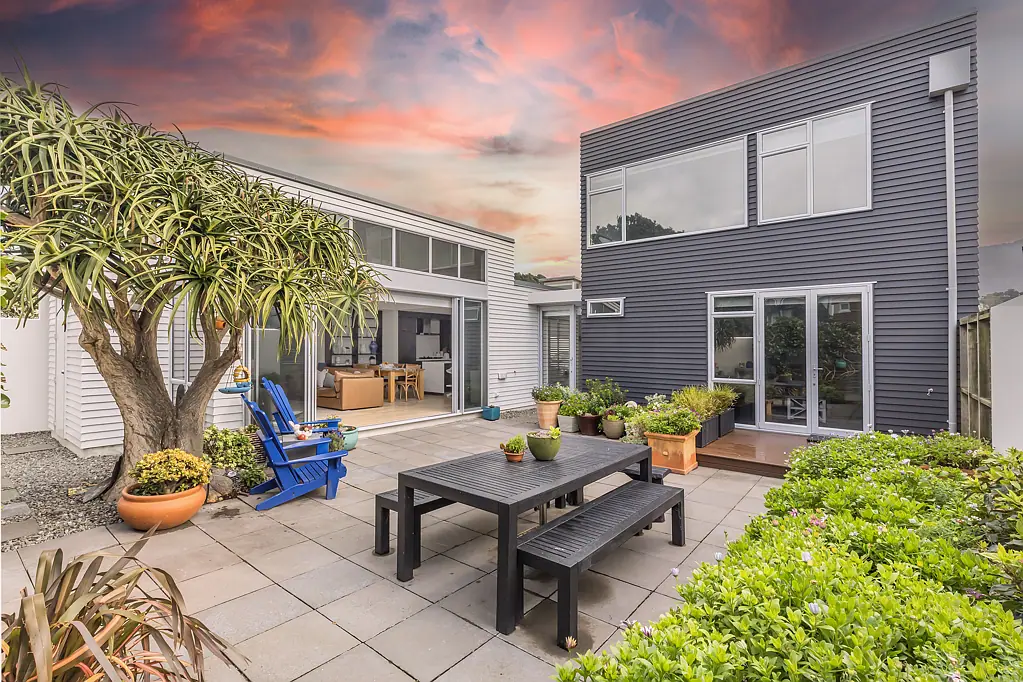 Seatoun 3ਬੈੱਡਰੂਮ STYLISH SEATOUN SANCTUARY | BEO $1,675,000