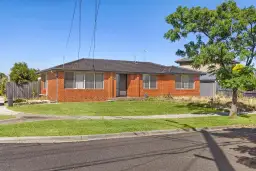 34 Woodstock Drive, Gladstone Park