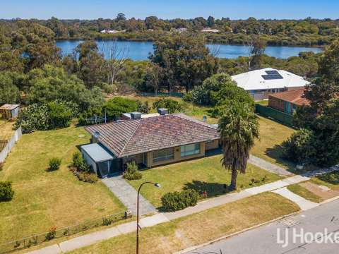 Gosnells 4 Bedroom Prime Development Opportunity with Endless Potential