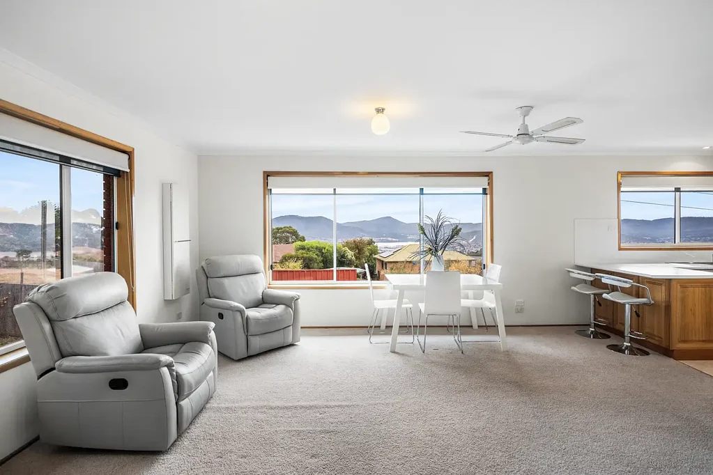 West Moonah 2房  Low maintenance living