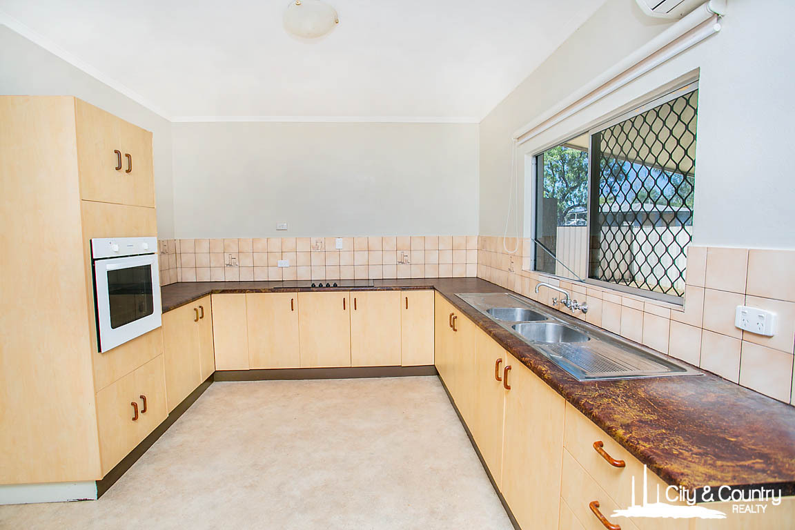 19 SIMPSON ST, MOUNT ISA CITY QLD 4825, 0 Schlafzimmer, 0 Badezimmer, House