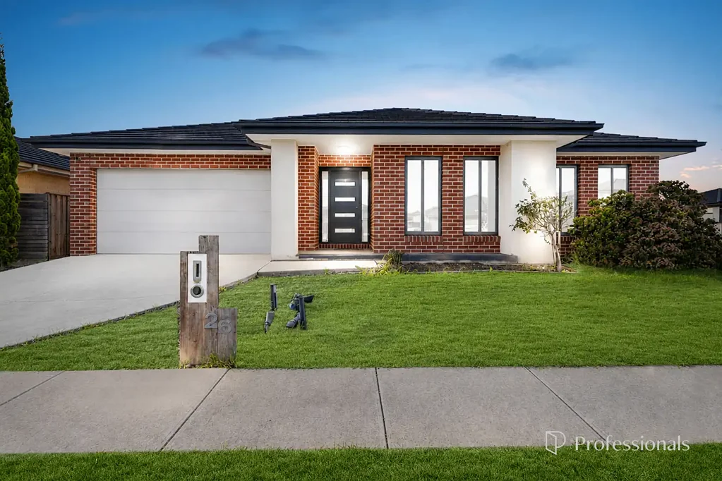 Werribee 5房 位于 Werribee 黄金地段，占地 604 平方米，宽敞的家庭住宅 Spacious Family Living on a Massive 604m² Block in Prime Werribee Location