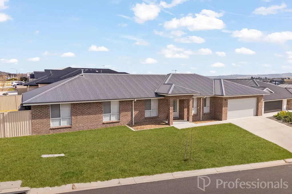 Kelso 4 Bedroom Quality, Comfort & Family Living in Marsden Estate