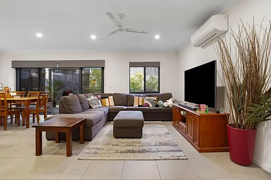 Silid Pahingahan - Address Withheld, Ripley, QLD 4306