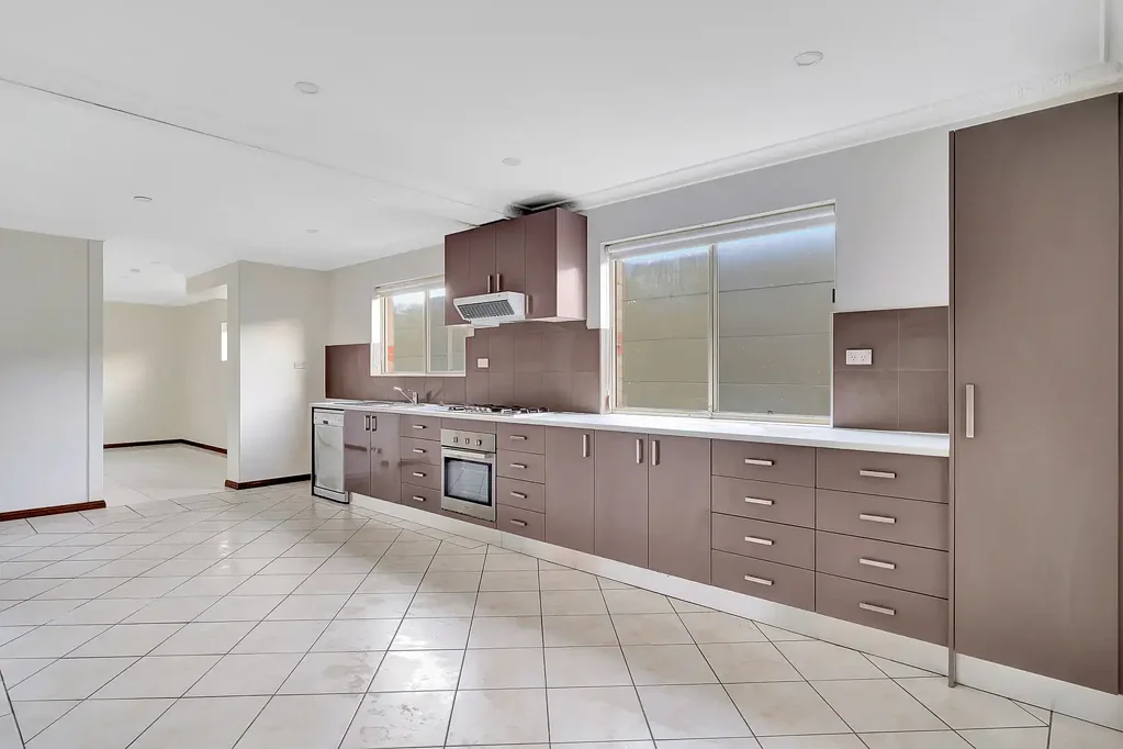 Private & Convenient Two-Bedroom Home in Leafy Cheltenham