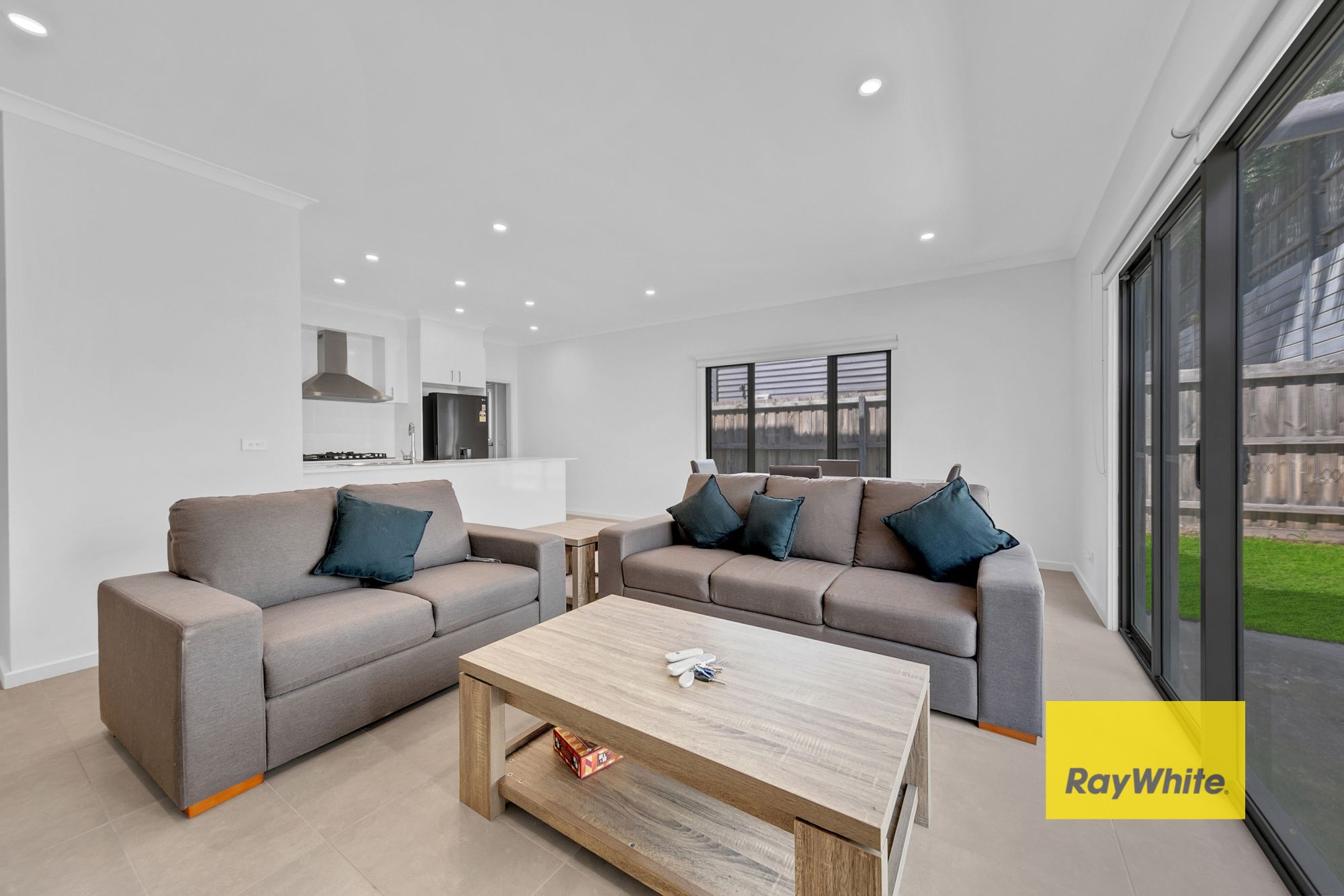 6 SOMMERVILLE AV, MERNDA VIC 3754, 0部屋, 0バスルーム, House