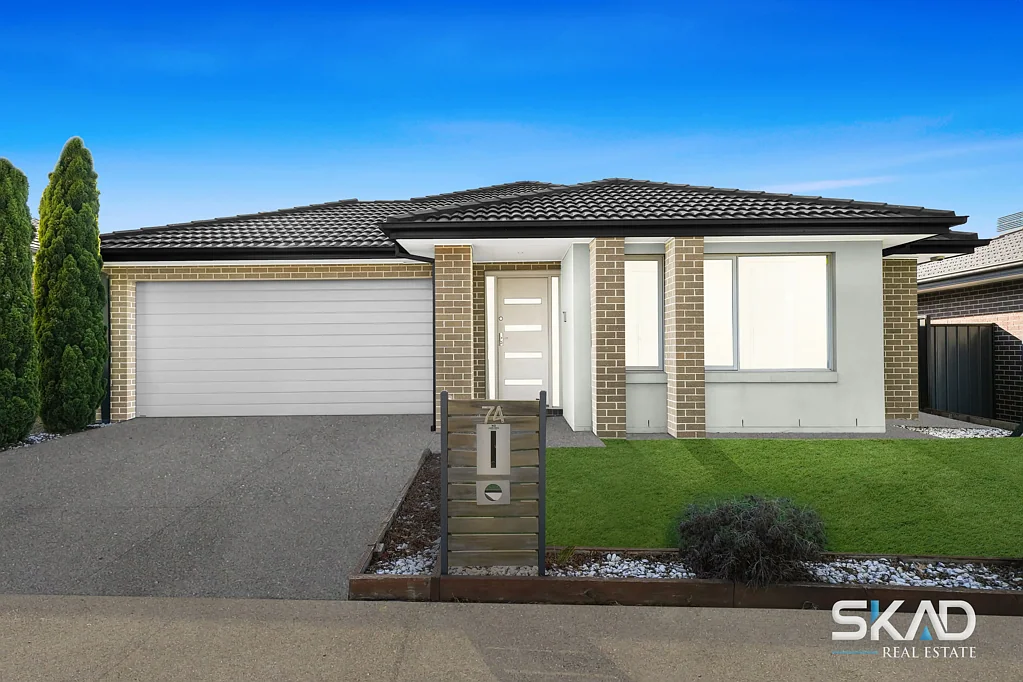 Craigieburn 3Kwarto **Versatile Family Living in Prime Location - 3 Beds + Media Room + Alfresco on 448m²**