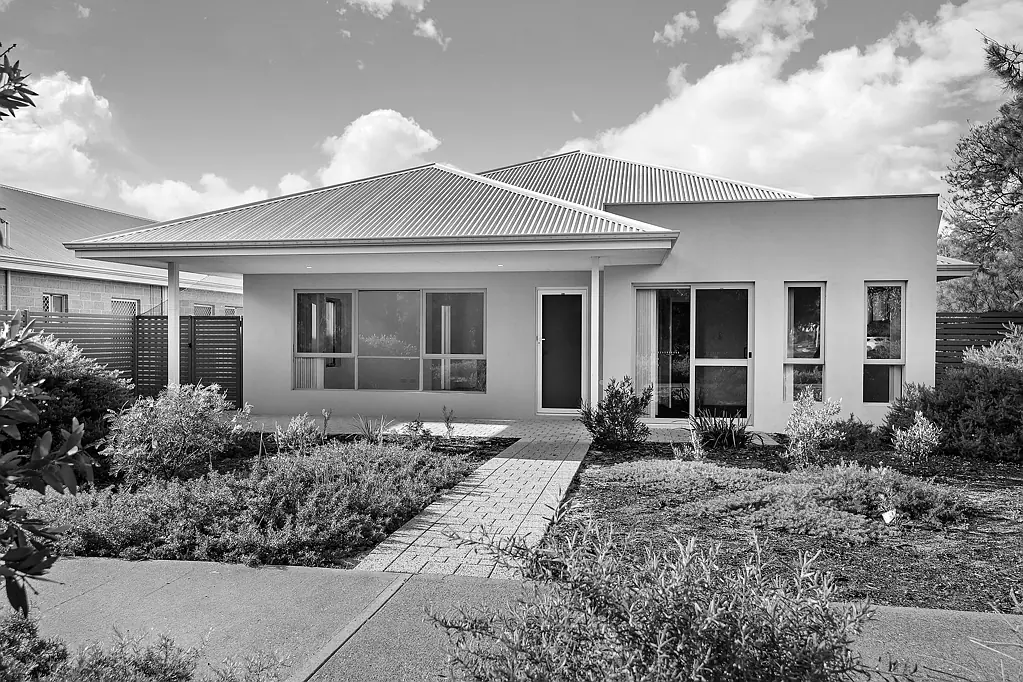 8 Whimbrel Crescent, Coodanup, WA 6210