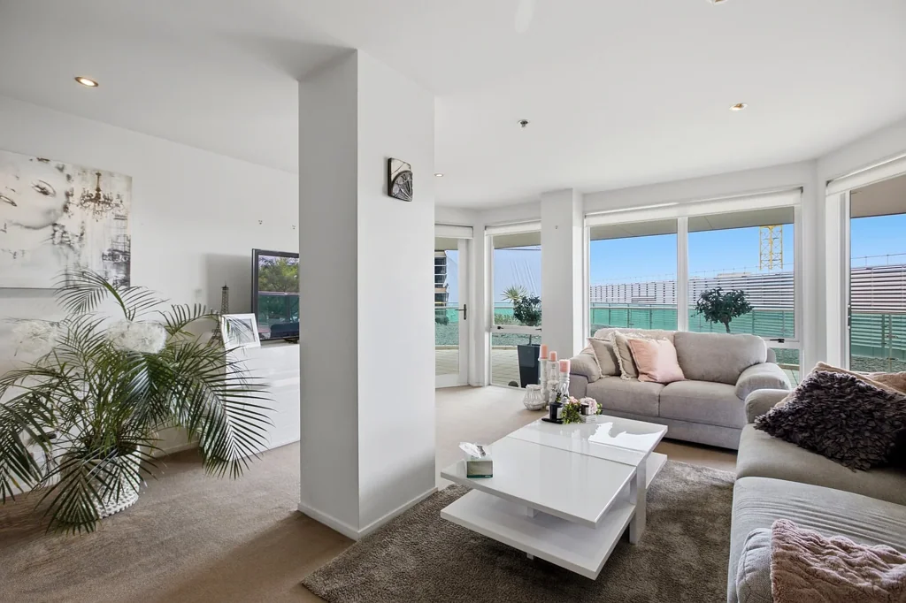Tauranga Central 2Kwarto Two beds, two carparks, town