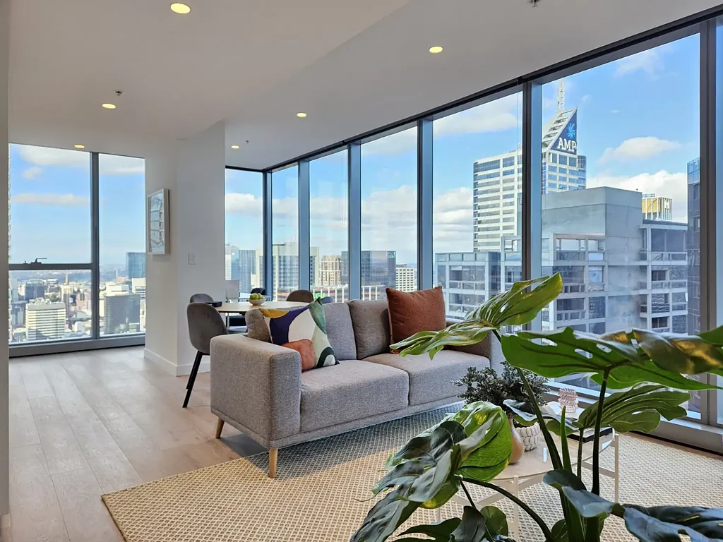 PREMIUM FULLY FURNISHED 2-BED APARTMENT IN WSP