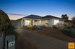 67 Argyll Circuit, Melton West