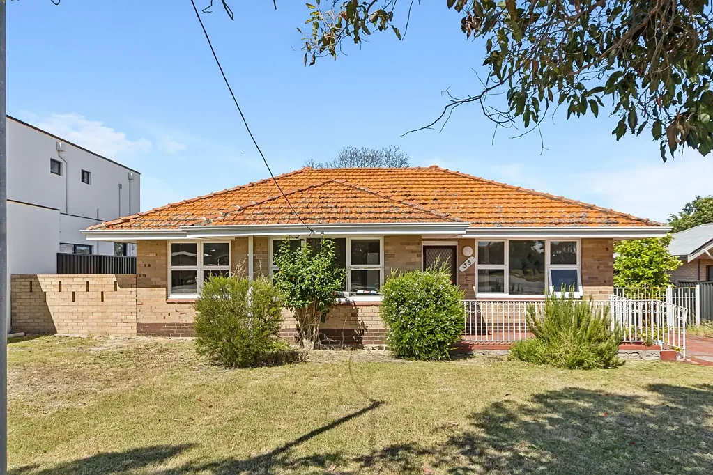 35 Maurice Street, Embleton, WA 6062
